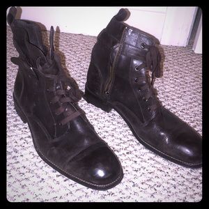 Banana Republic Lace-up men’s boot; rarely worn